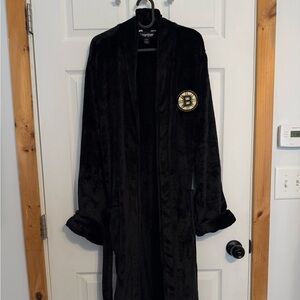men’s boston bruins bathrobe